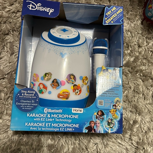 eDisney Karaoke Machine for Kids with Bluetooth Speaker and Wireless Microphone - Picture 9 of 12